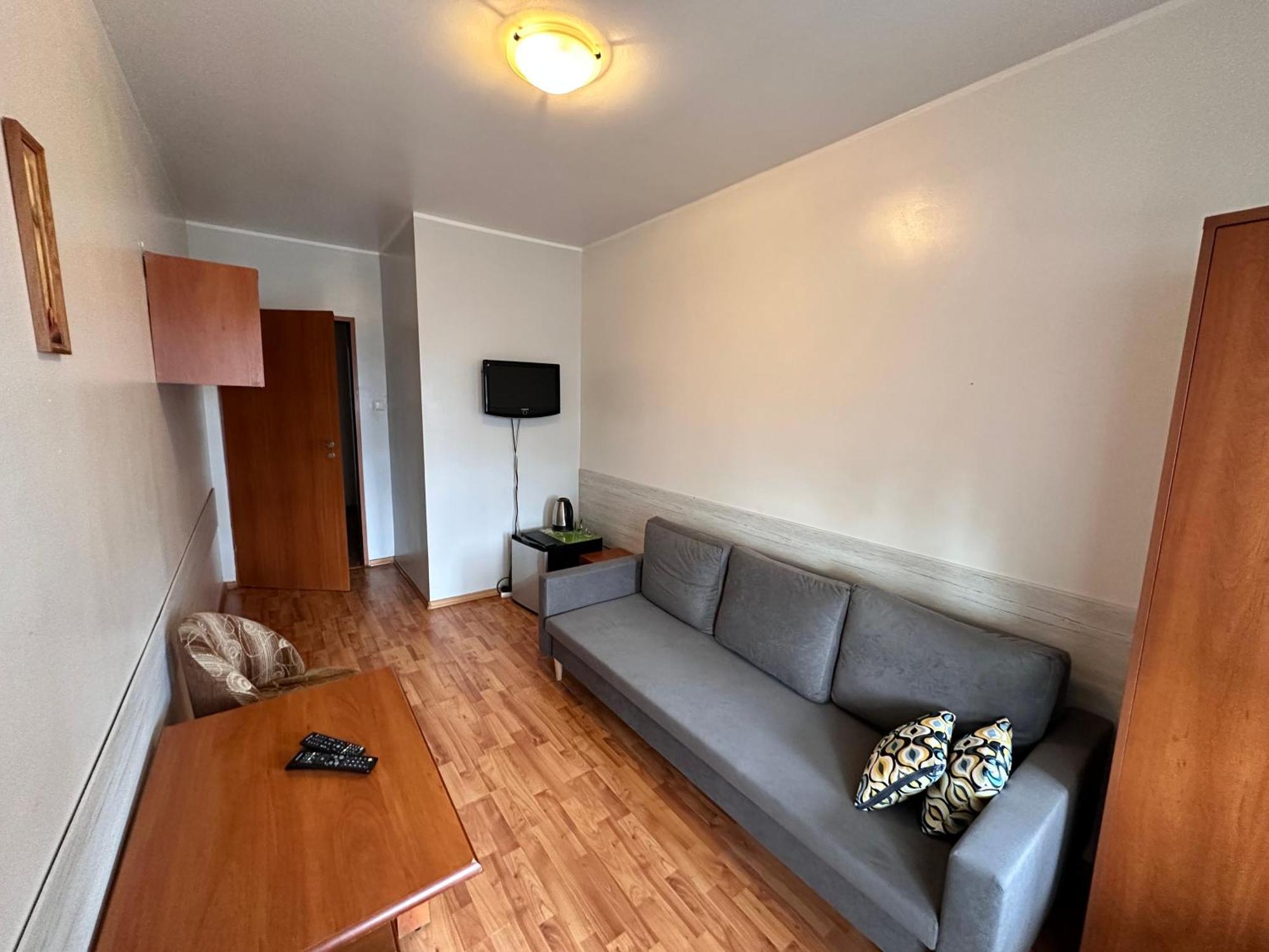 Osrodek Wypoczynkowy Wratislavia Hotel Radzyn Ngoại thất bức ảnh