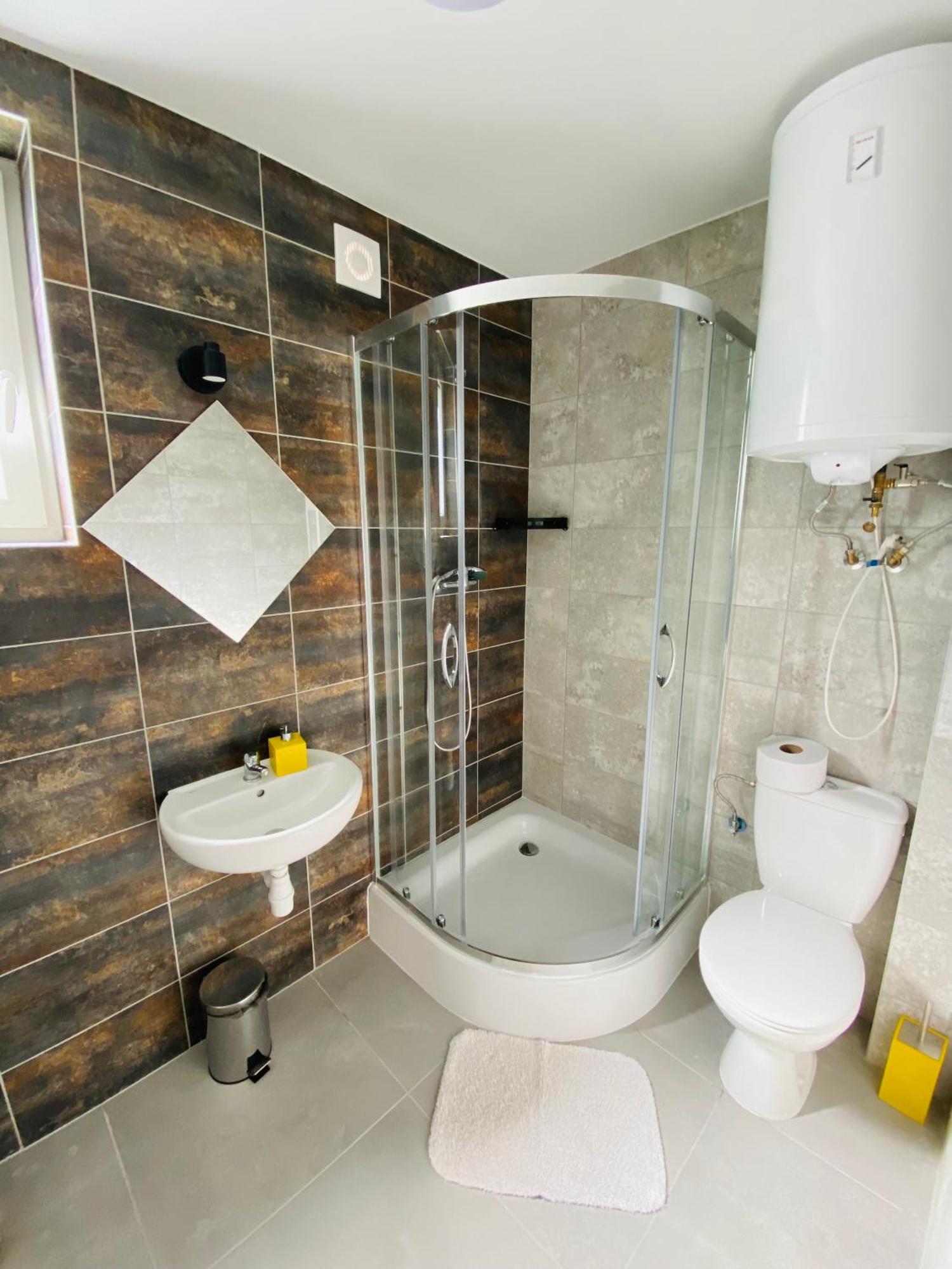 Osrodek Wypoczynkowy Wratislavia Hotel Radzyn Ngoại thất bức ảnh