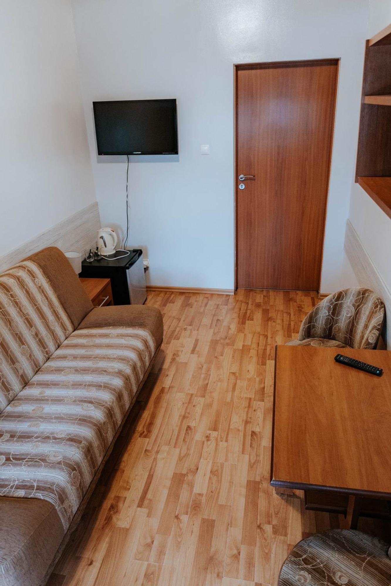 Osrodek Wypoczynkowy Wratislavia Hotel Radzyn Ngoại thất bức ảnh